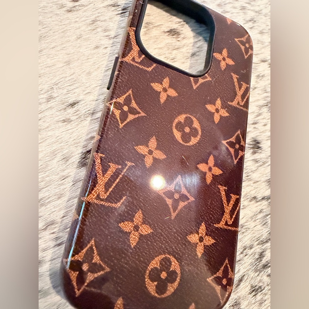 iPhone Case - Picture 2 of 4